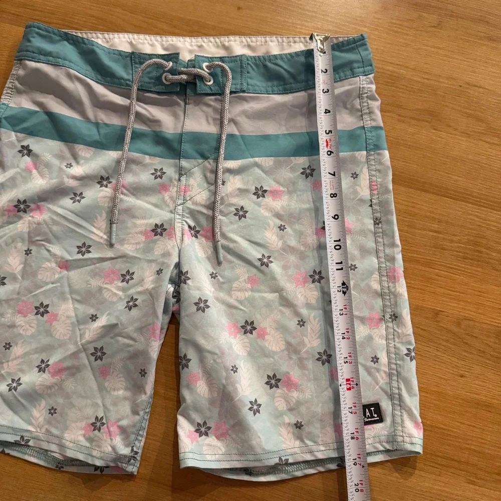 Heat Swimwear Mens Small Blue Tropical Floral Board Shorts Swim‎ Trunks Stretch